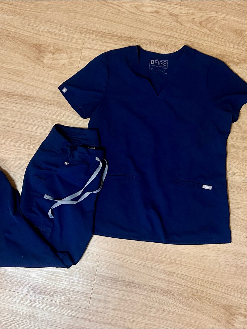 Figs Small Navy Blue Medical Scrubs Set Top and Bottom Technical Collection